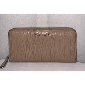 Coach Gathered Leather Accordion Zip Around Wallet Putty/Taupe Silver F51236